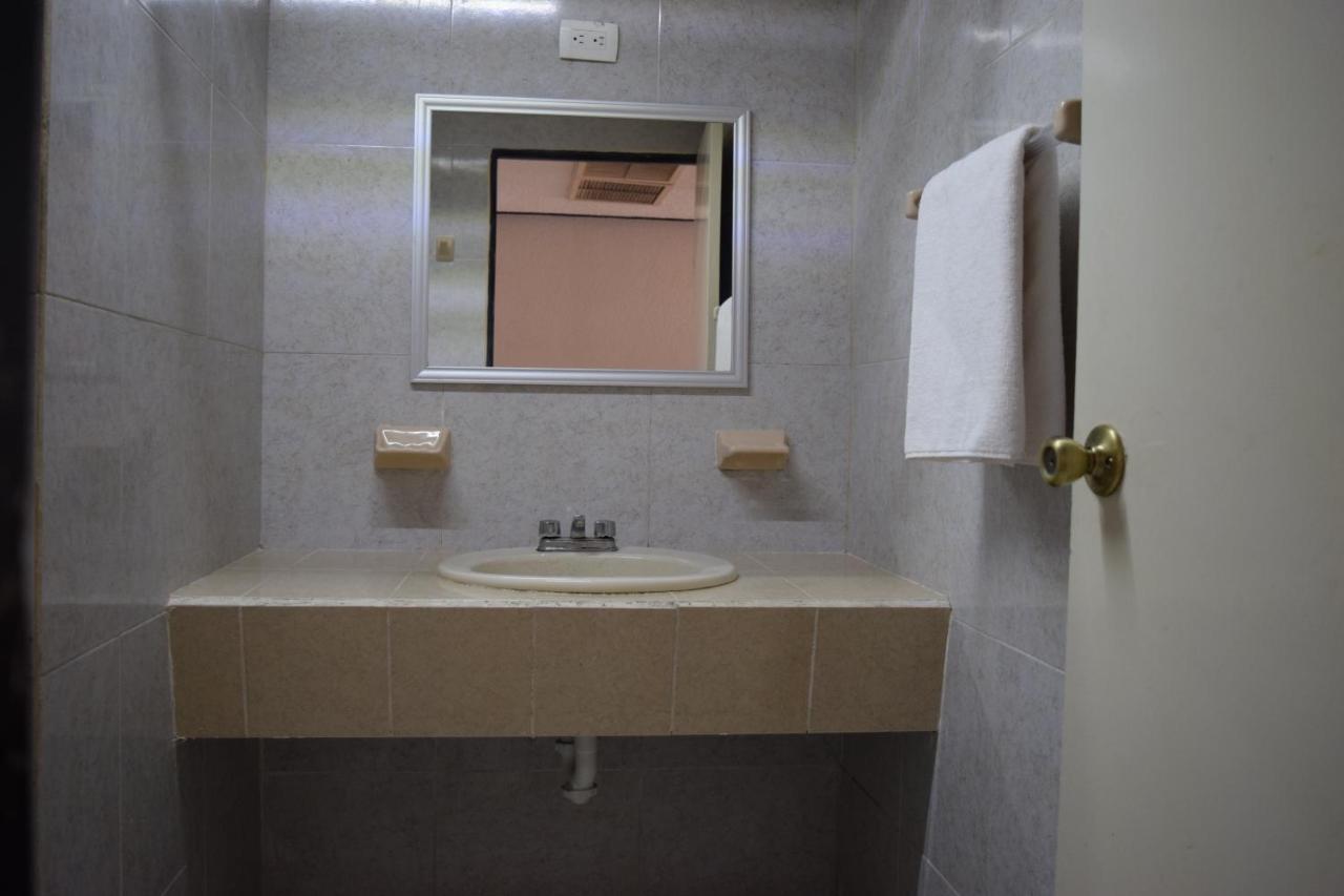 Hotel Virrey Rio Bravo المظهر الخارجي الصورة